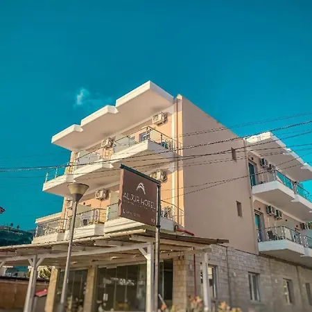 Kleanthi's